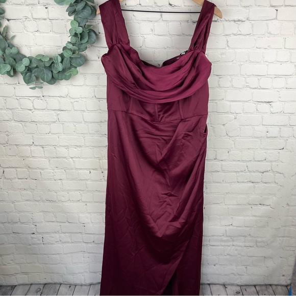 City Chic Burgundy Off-Shoulder Maxi Dress - Picture 3 of 7